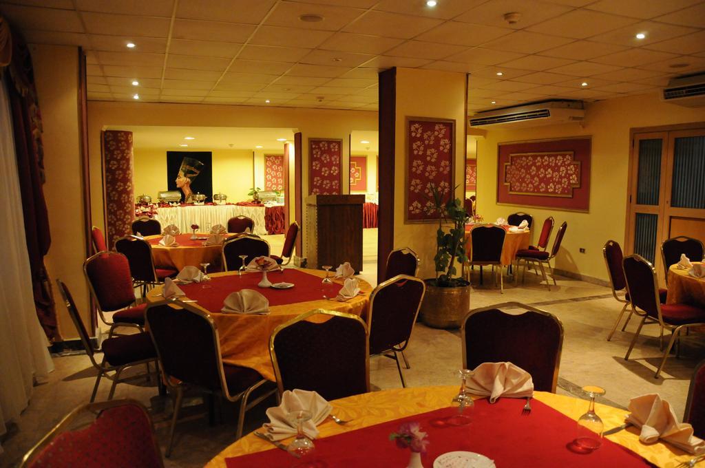 Tiba Pyramids Hotel Giza Zewnętrze zdjęcie